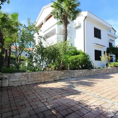 Apartament Lili Mit Pool, Grill Und Parkplatz Poreč